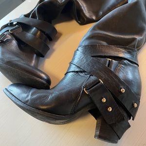 Super buttery, sexy leather slouch boots